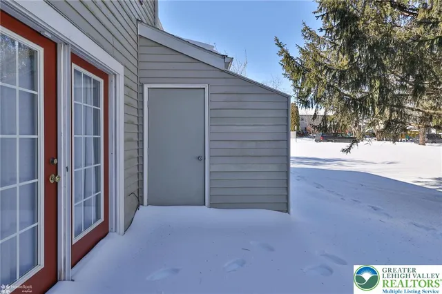 $241,000 | 117 Brandywine Drive, Bethlehem, PA 18020