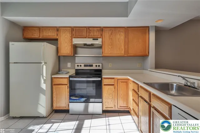 $241,000 | 117 Brandywine Drive, Bethlehem, PA 18020