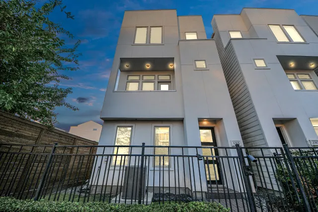 $2,750 | 1315 Nagle Street, Houston, TX 77003