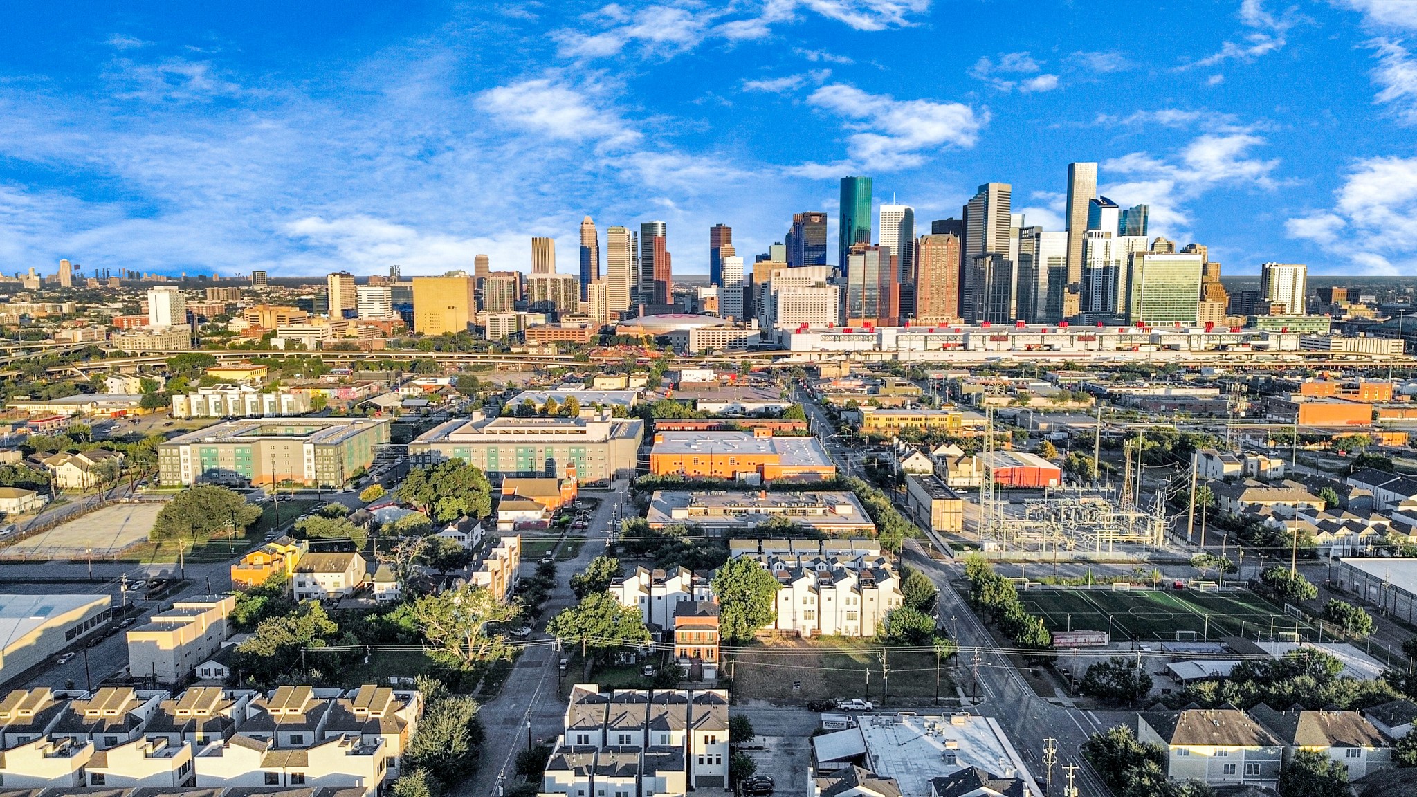 1315 Nagle Street Houston, TX 77003 - Photo 4 of 29 a view of a city