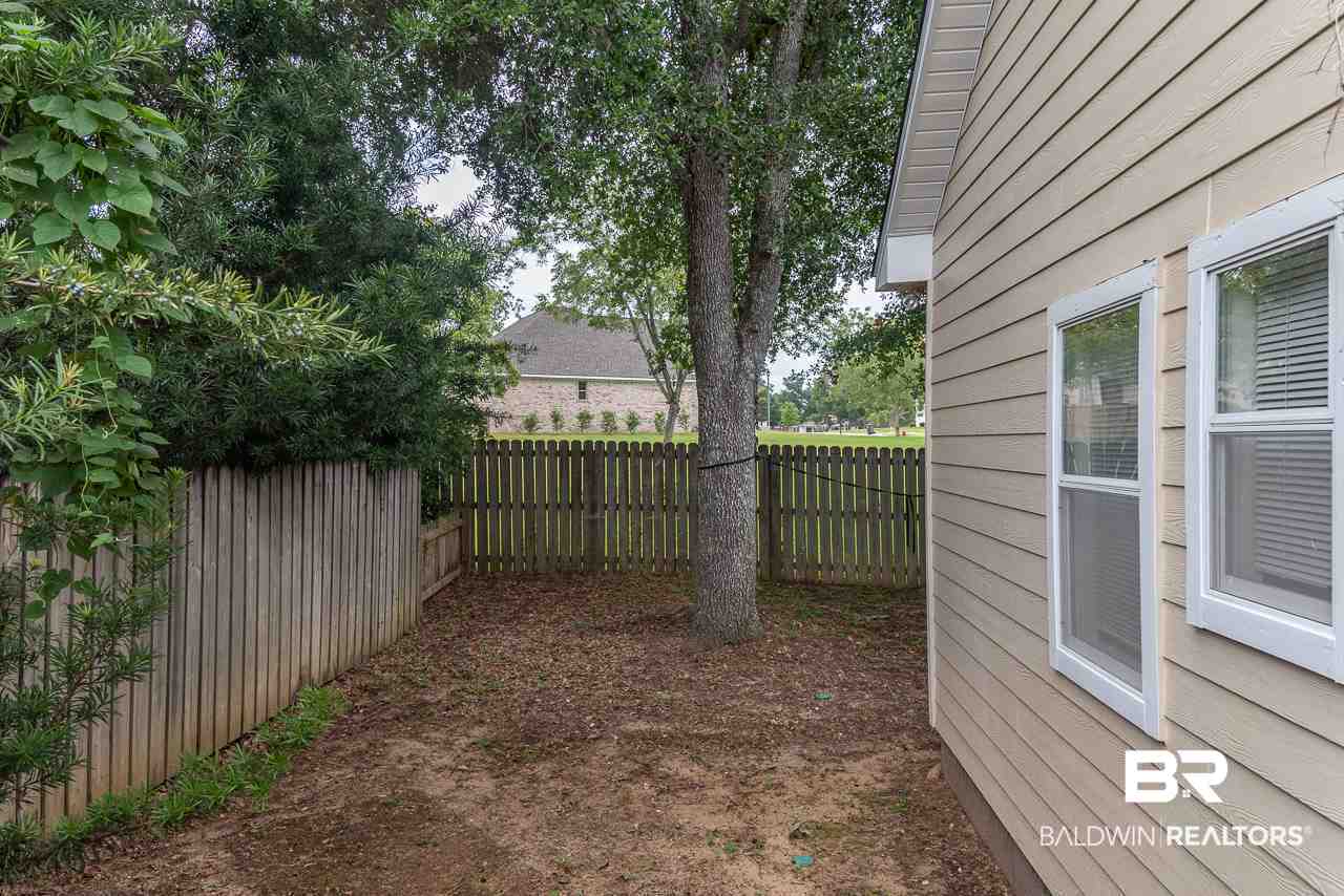 17460 Pandion Ridge, Unit C1 Fairhope, AL 36532 - Photo 24 of 25 Back Yard