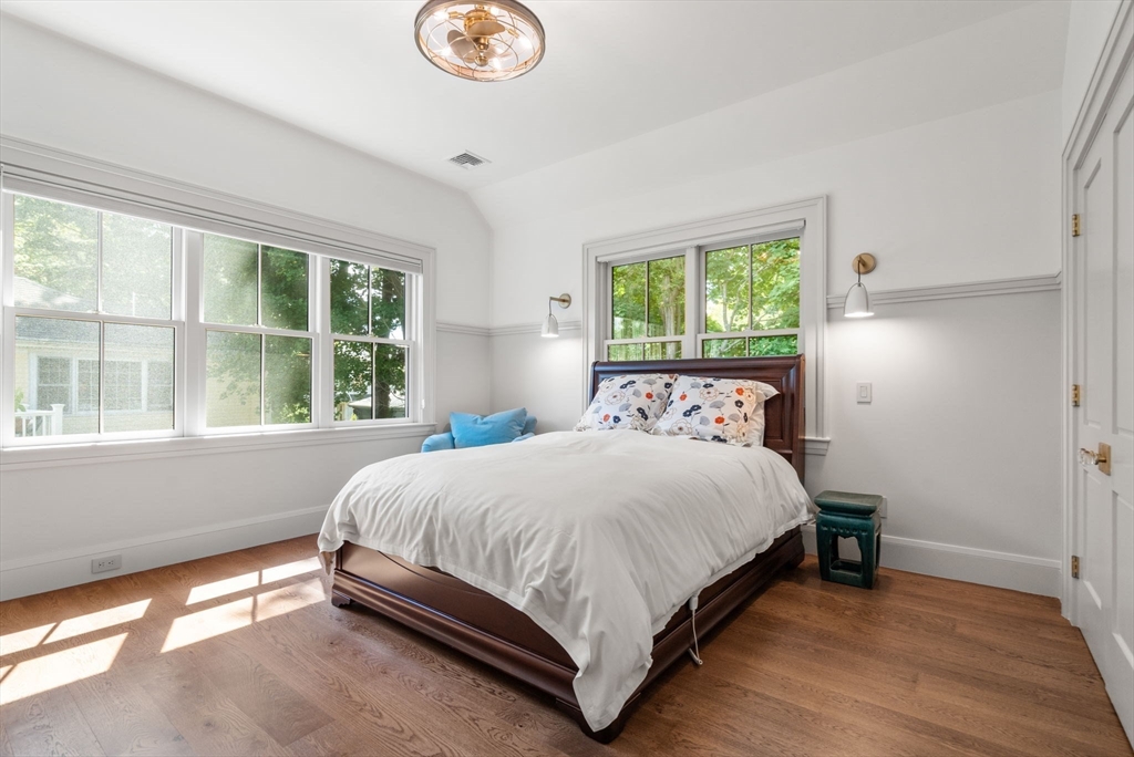 1119 Walnut Street Newton, MA 02461 - Photo 14 of 21