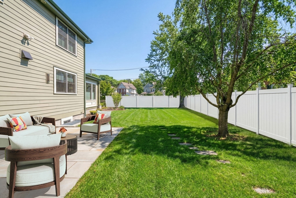 1119 Walnut Street Newton, MA 02461 - Photo 19 of 21