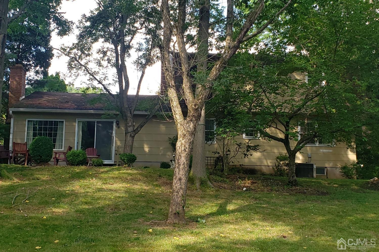 106 Fairfield Road Princeton, NJ 08540 - Photo 25 of 29 a view of a yard in front of house