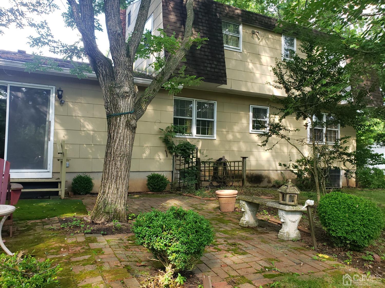 106 Fairfield Road Princeton, NJ 08540 - Photo 27 of 29 a front view of a house with garden