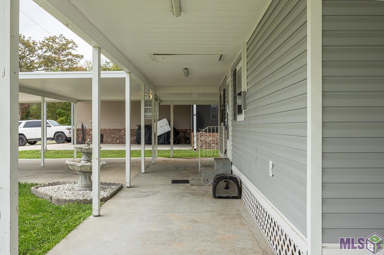 106 Ave A Pierre Part, LA 70339 - Photo 25 of 31 Covered Front Patio