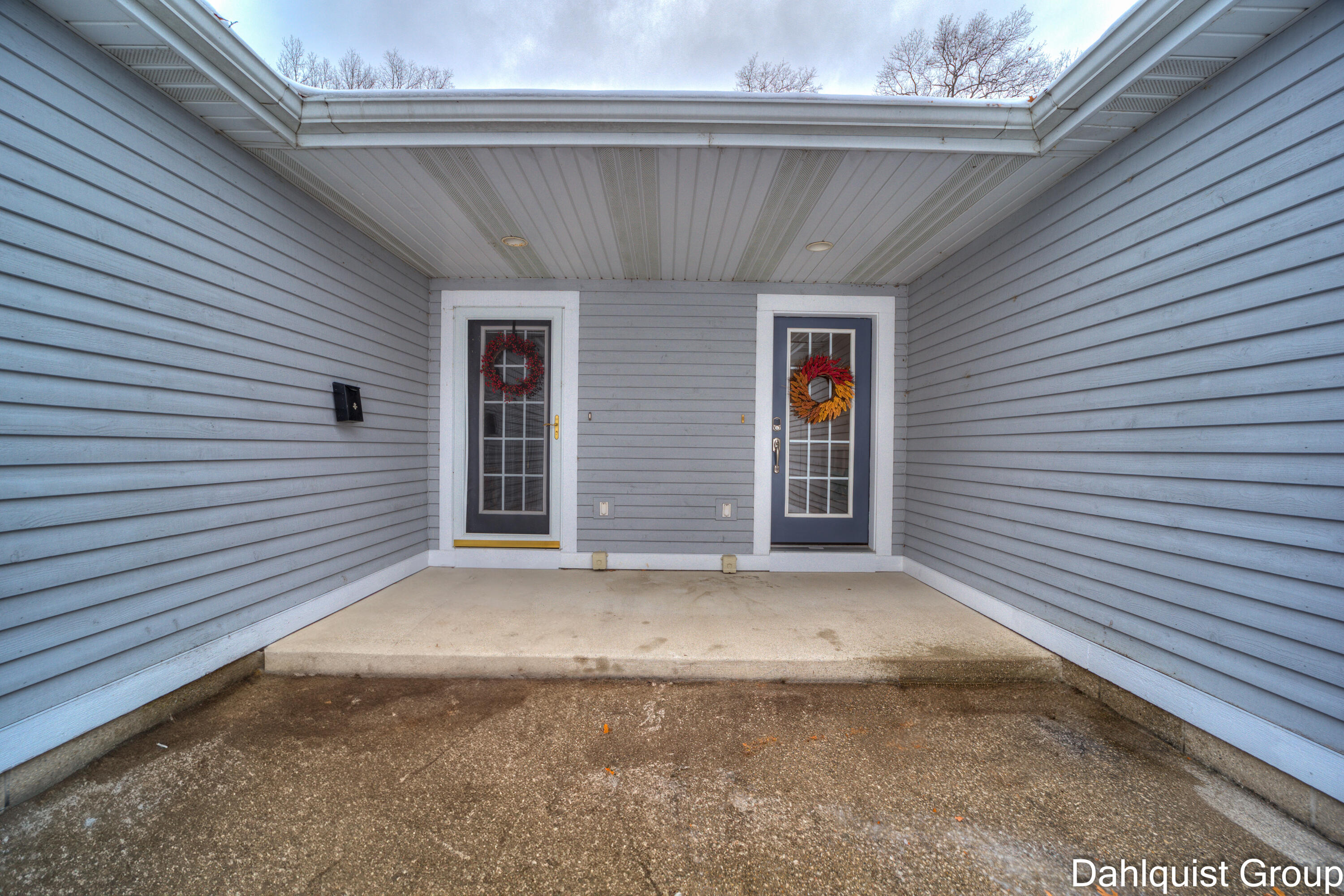 2972 Ridgeview Muskegon, MI 49445 - Photo 5 of 62 2972 Ridgeview (6 of 63)
