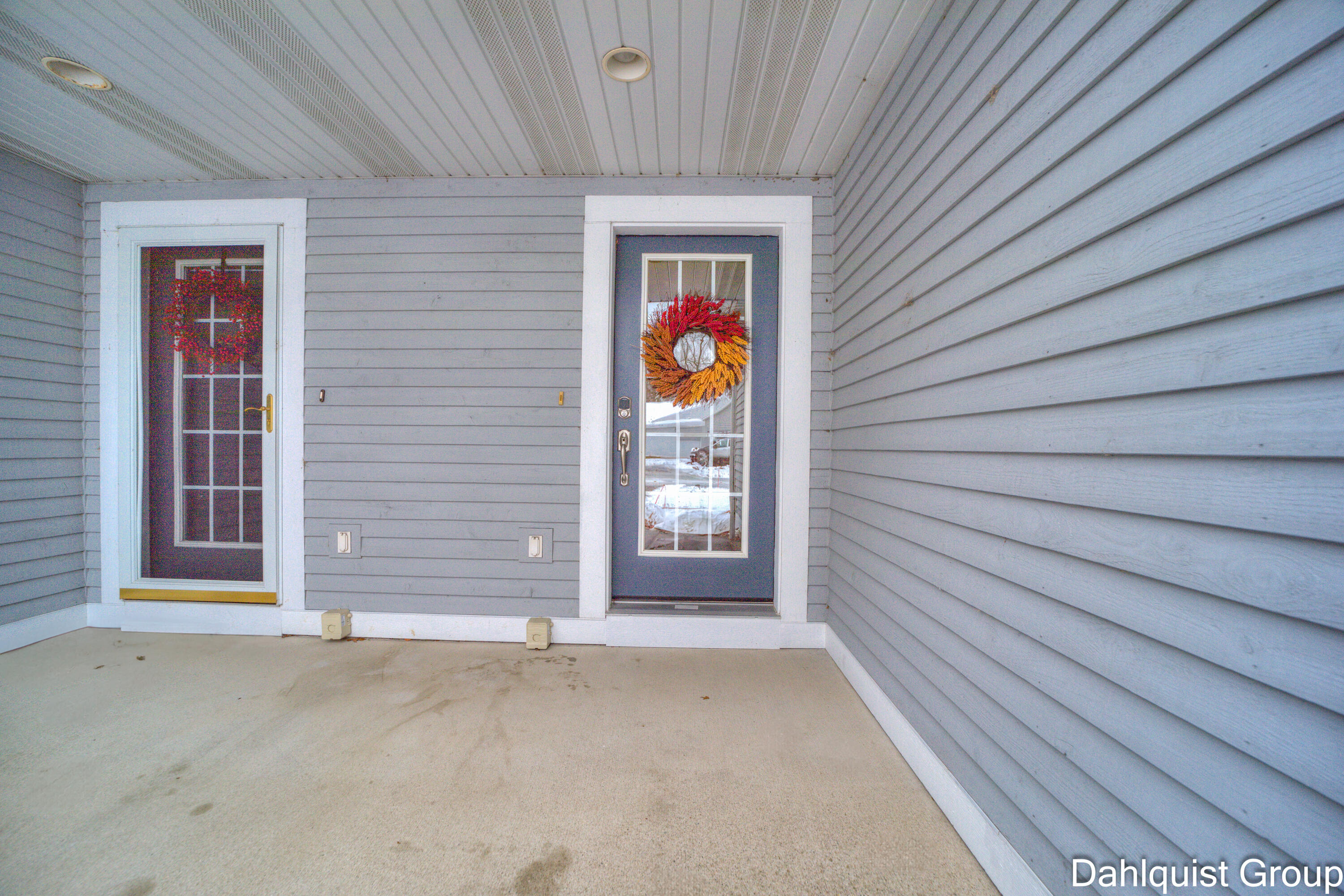 2972 Ridgeview Muskegon, MI 49445 - Photo 6 of 62 2972 Ridgeview (7 of 63)