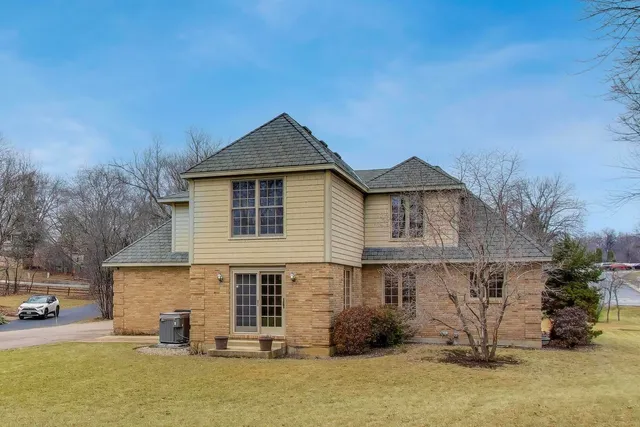 $685,000 | 36W787 Red Haw Lane, St. Charles, IL 60174