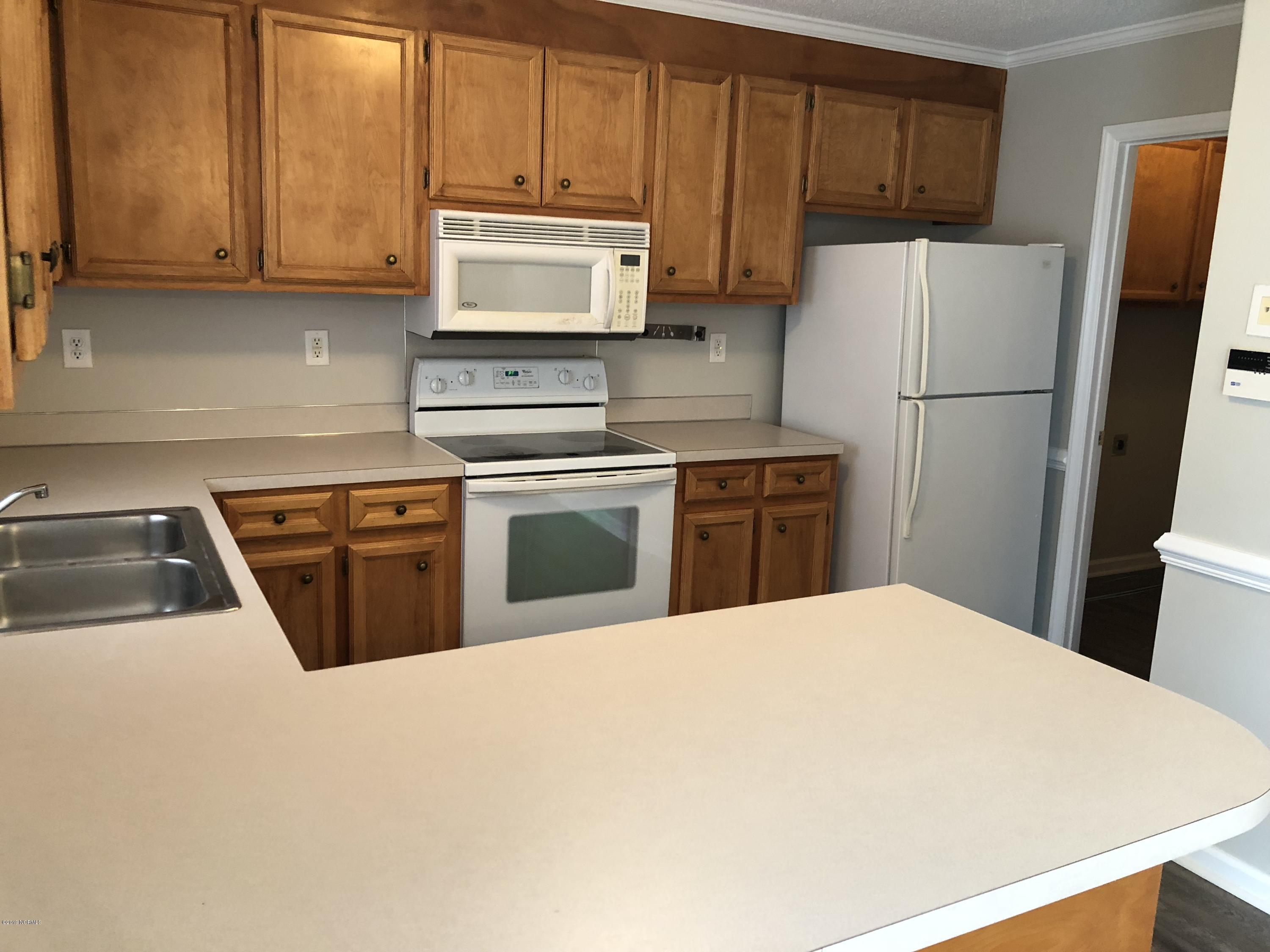 902 Spring Forest Road, Unit K3 Greenville, NC 27834 - Photo 5 of 14 902 K3 Kitchen Area