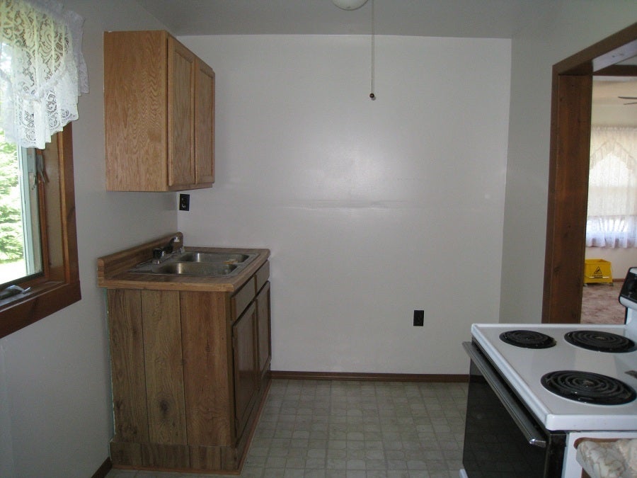 13830 South Cottage Road Barbeau, MI 49710 - Photo 5 of 13 Gallery Image 5