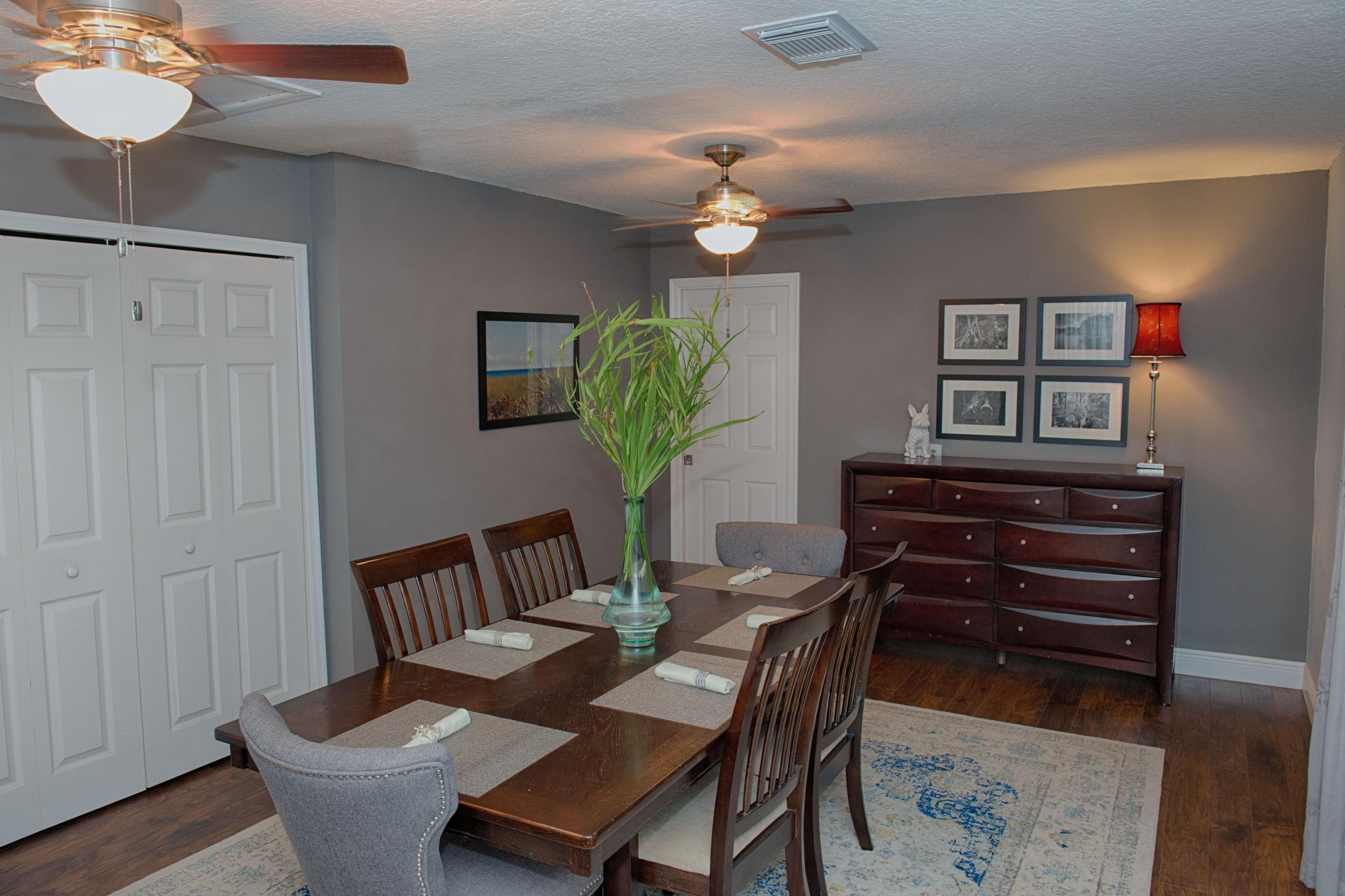 6727 Rigger Road Lake Worth, FL 33462 - Photo 6 of 14 Dining3