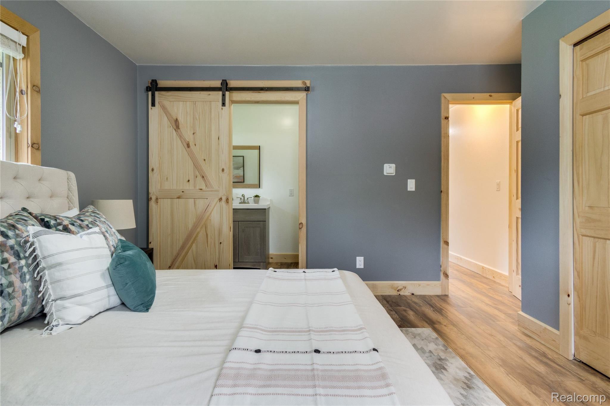 15272 Worden Road Holly, MI 48442 - Photo 20 of 46 Interiors (24 of 45).jpg
