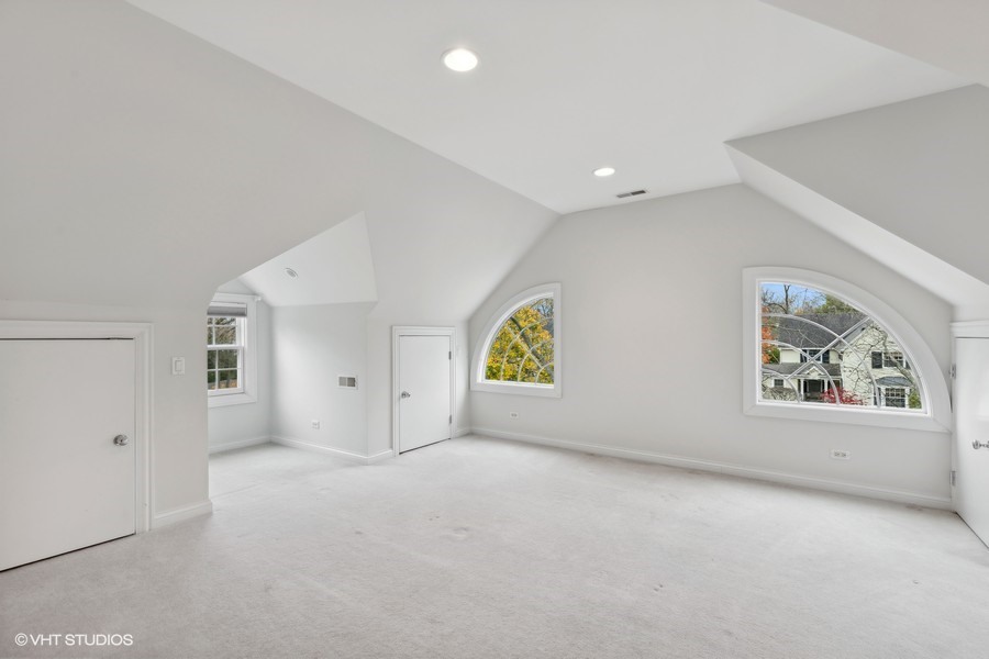 550 Sheridan Road Winnetka, IL 60093 - Photo 38 of 56