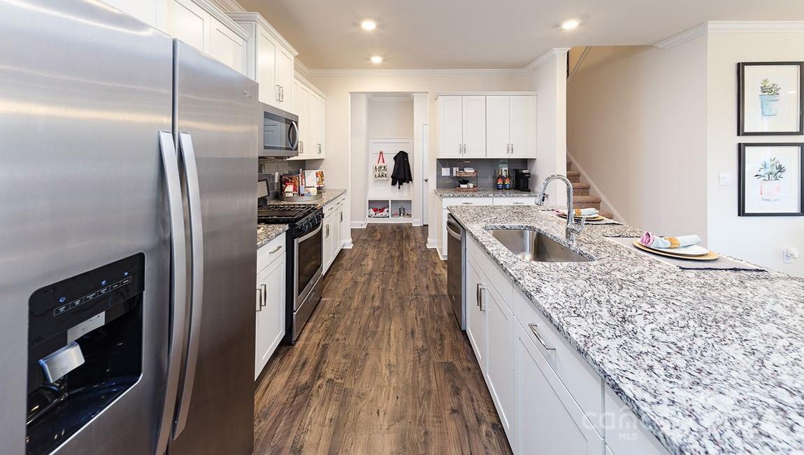 7866 Iron Road Sherrills Ford, NC 28673 - Photo 4 of 32 Gallery Image 4
