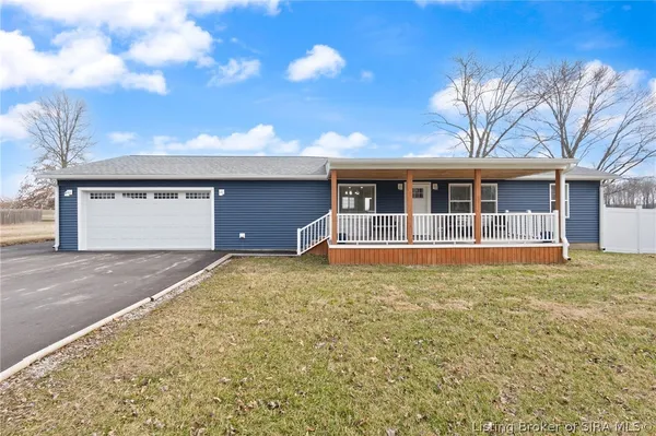 $379,900 | 102 Melanie Lane, Charlestown, IN 47111