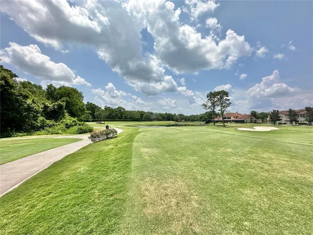 $349,900 | 26612 Bella Vista Drive, Howey-in-the-Hills, FL 34737