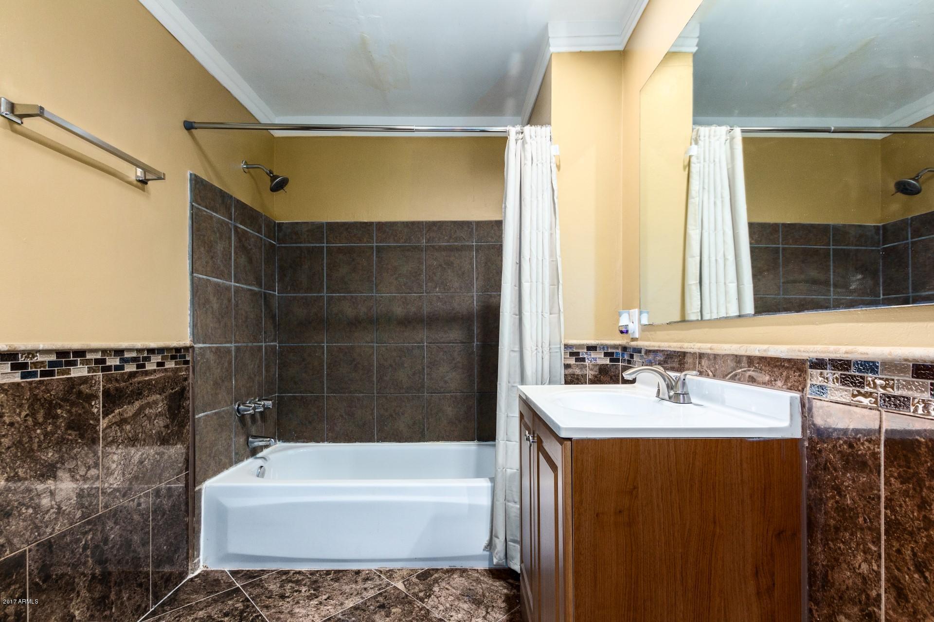 1509 East Mountain View Road Phoenix, AZ 85020 - Photo 12 of 21 Mountain View (8)