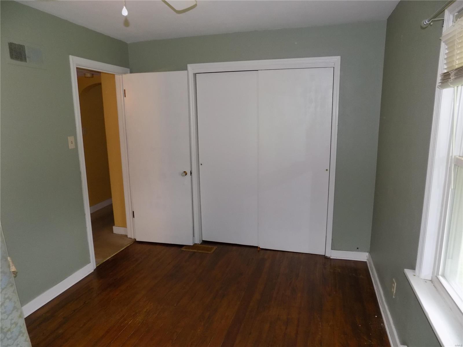 743 Troy Road Edwardsville, IL 62025 - Photo 23 of 31 Gallery Image 23