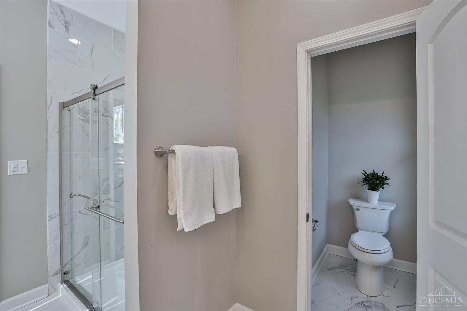 2847 Madison Road Cincinnati, OH 45209 - Photo 16 of 57 Primary ensuite bath on the first floor.