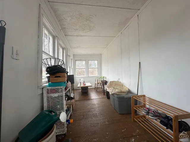 $535,000 | 1225-1227 Highway 9, Hudson, NY 12534