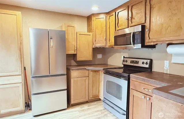 $185,000 | 7525 North Center Court, Concrete, WA 98237