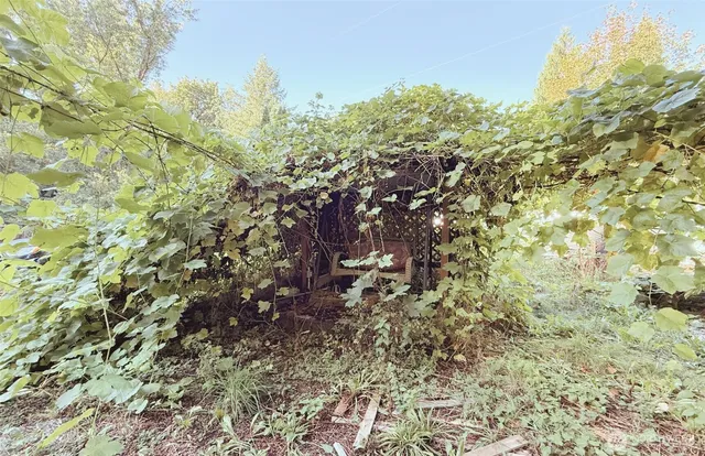 $185,000 | 7525 North Center Court, Concrete, WA 98237