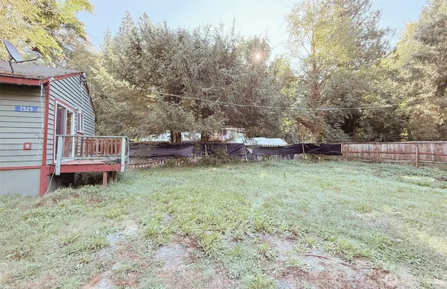 $185,000 | 7525 North Center Court, Concrete, WA 98237