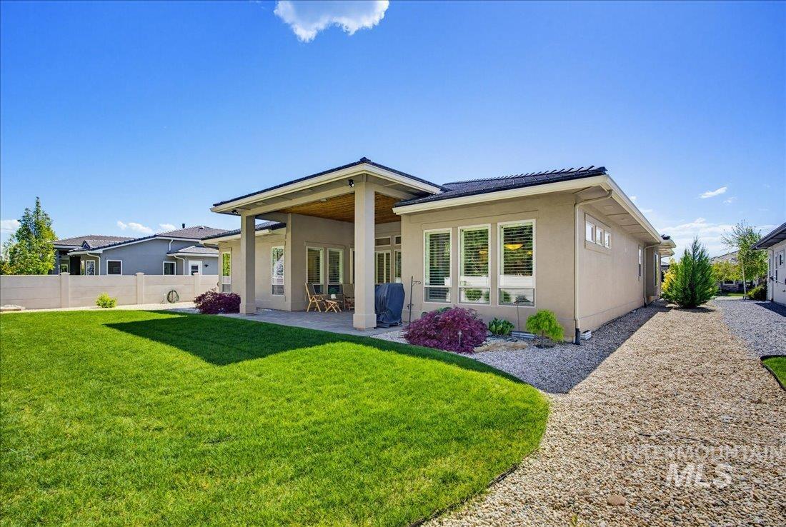 6642 North Crantini Way Meridian, ID 83646 - Photo 8 of 50