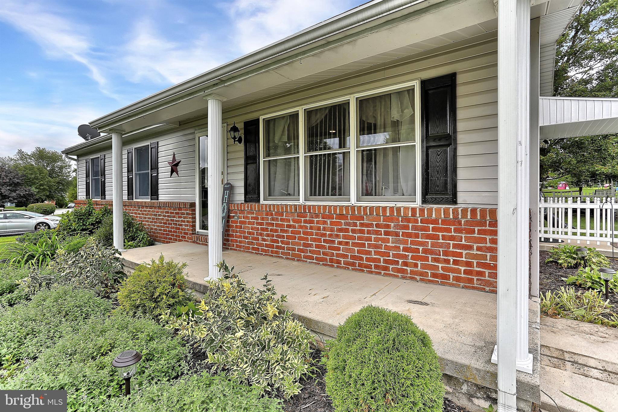 4 Garden Lane Hanover, PA 17331 - Photo 3 of 39 Gallery Image 3