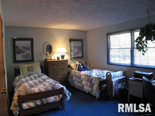 4232 Spring Street Davenport, IA 52807 - Photo 13 of 18 Gallery Image 13