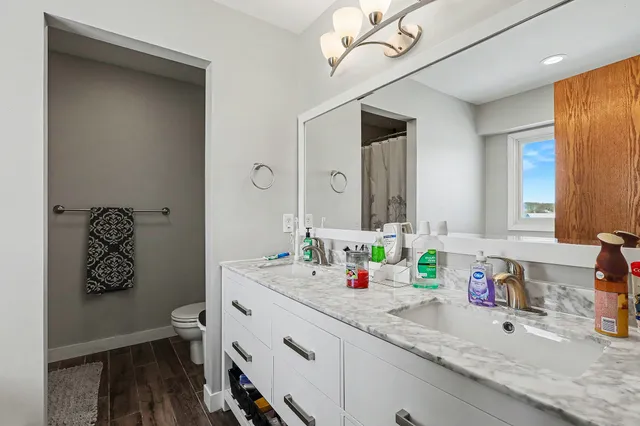 $575,000 | 5125 56th Avenue, Hudsonville, MI 49426