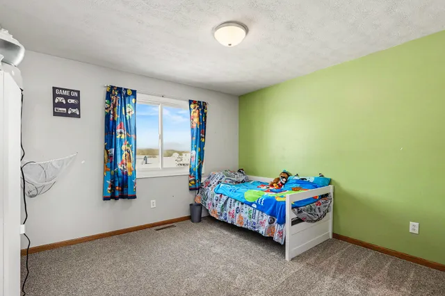 $575,000 | 5125 56th Avenue, Hudsonville, MI 49426