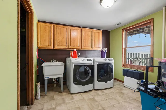 $575,000 | 5125 56th Avenue, Hudsonville, MI 49426