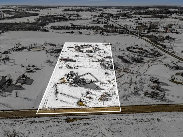 $575,000 | 5125 56th Avenue, Hudsonville, MI 49426