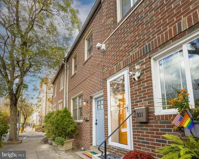 $570,000 | 929 South 6th Street, Philadelphia, PA 19147