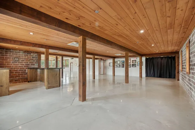 $2,495,000 | 5907 X County Road 105 Northwest, Byron, MN 55920