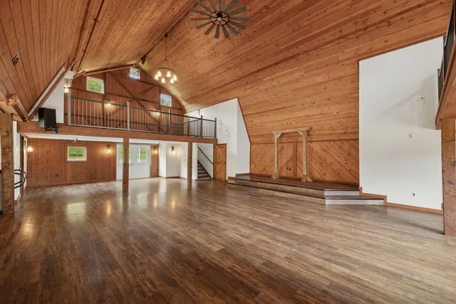 $2,495,000 | 5907 X County Road 105 Northwest, Byron, MN 55920