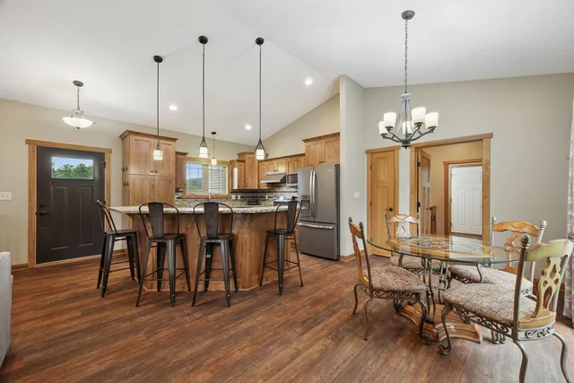 $2,495,000 | 5907 X County Road 105 Northwest, Byron, MN 55920