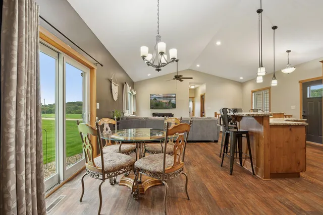 $2,495,000 | 5907 X County Road 105 Northwest, Byron, MN 55920