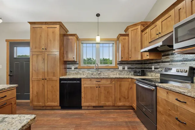 $2,495,000 | 5907 X County Road 105 Northwest, Byron, MN 55920