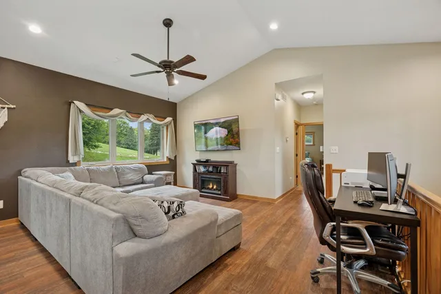 $2,495,000 | 5907 X County Road 105 Northwest, Byron, MN 55920