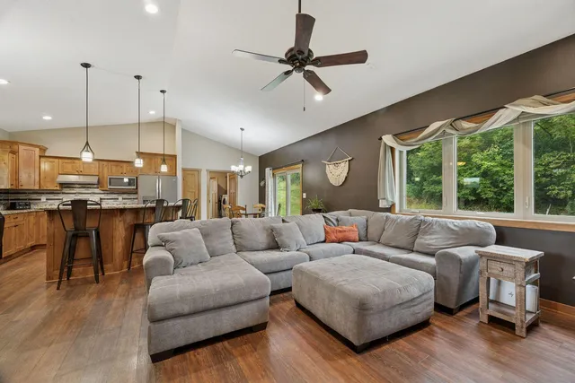 $2,495,000 | 5907 X County Road 105 Northwest, Byron, MN 55920