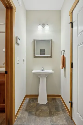 $2,495,000 | 5907 X County Road 105 Northwest, Byron, MN 55920