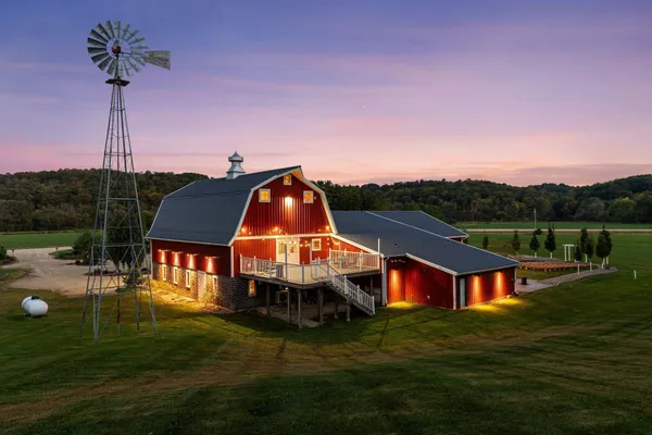 $2,495,000 | 5907 X County Road 105 Northwest, Byron, MN 55920