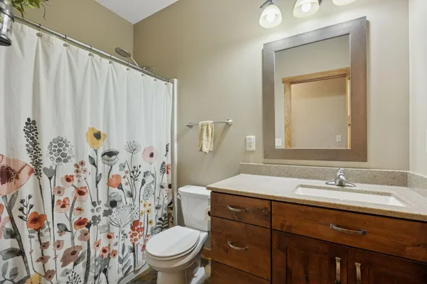 $2,495,000 | 5907 X County Road 105 Northwest, Byron, MN 55920