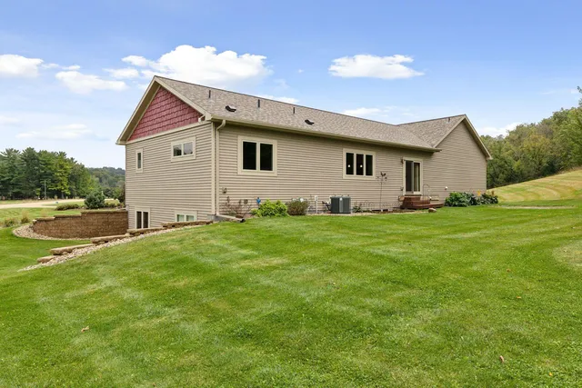 $2,495,000 | 5907 X County Road 105 Northwest, Byron, MN 55920