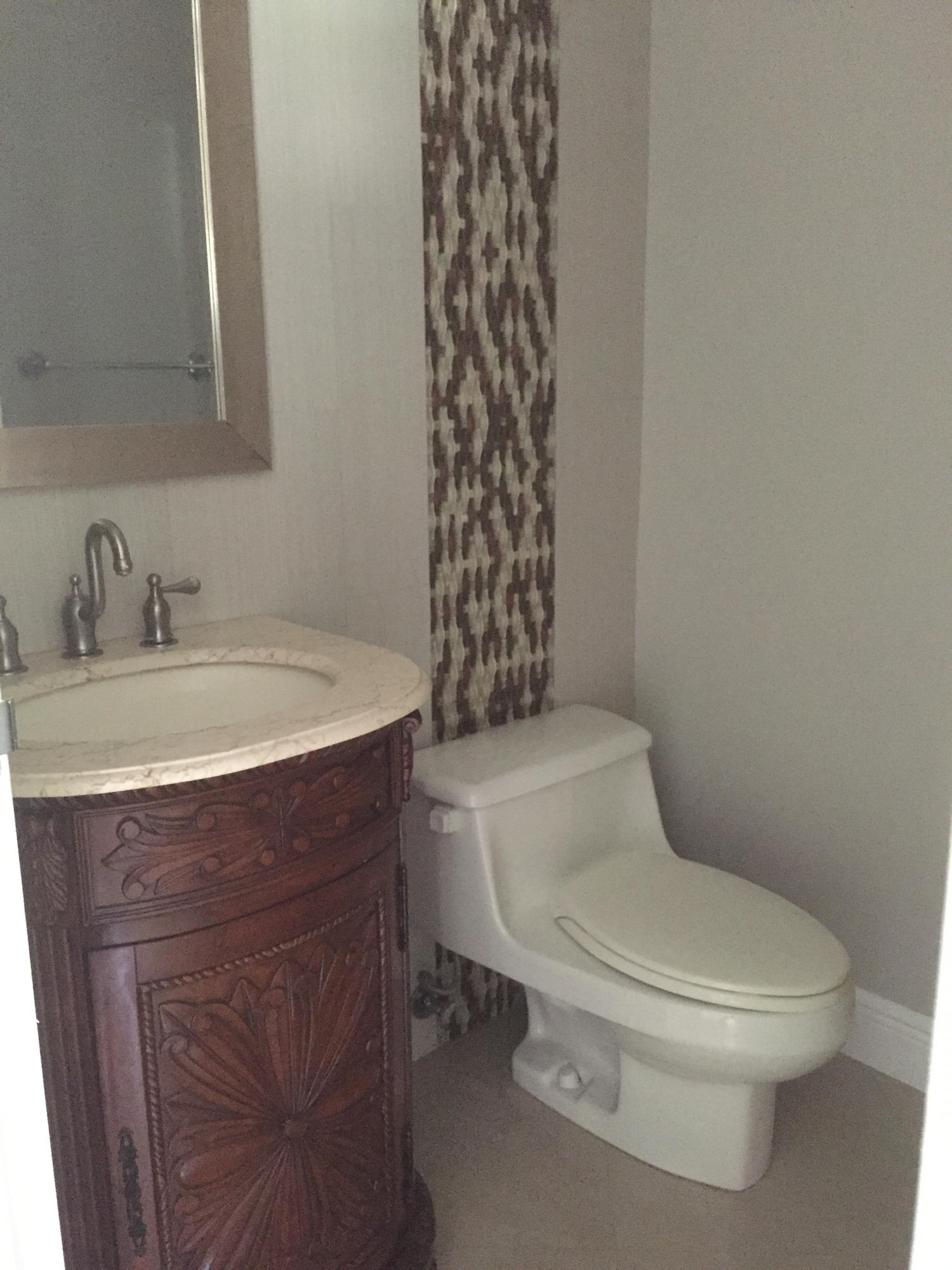 611 Monaco Way, Unit 611 Delray Beach, FL 33446 - Photo 16 of 25 Guest Bath