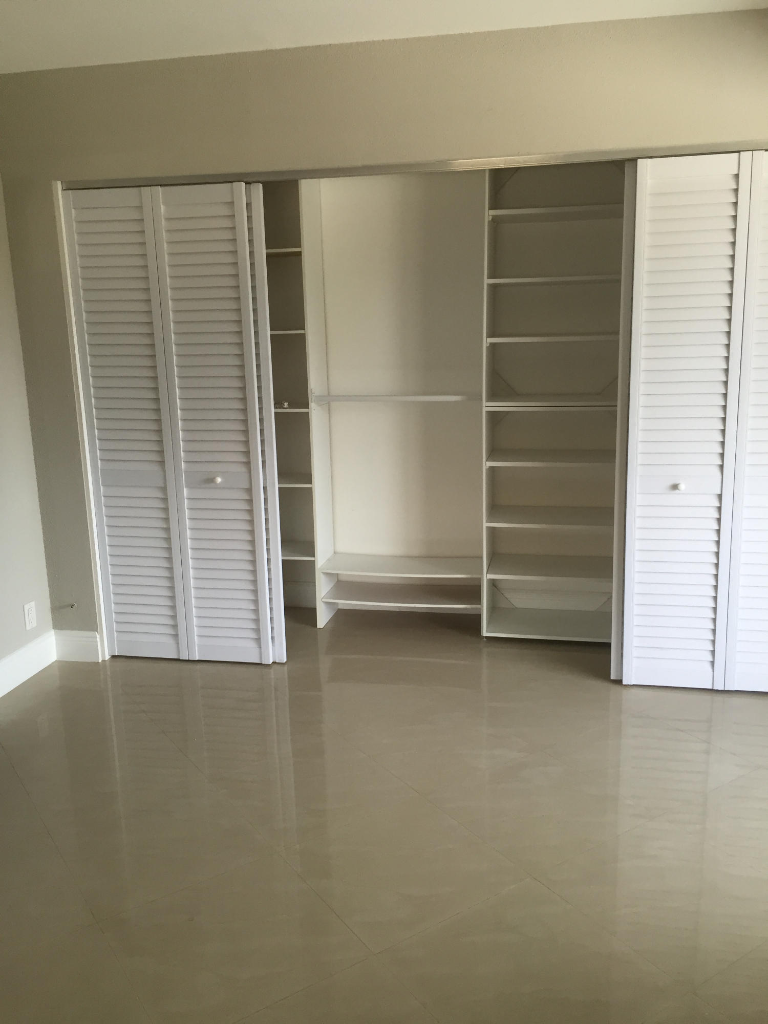 611 Monaco Way, Unit 611 Delray Beach, FL 33446 - Photo 19 of 25 Custom Closet