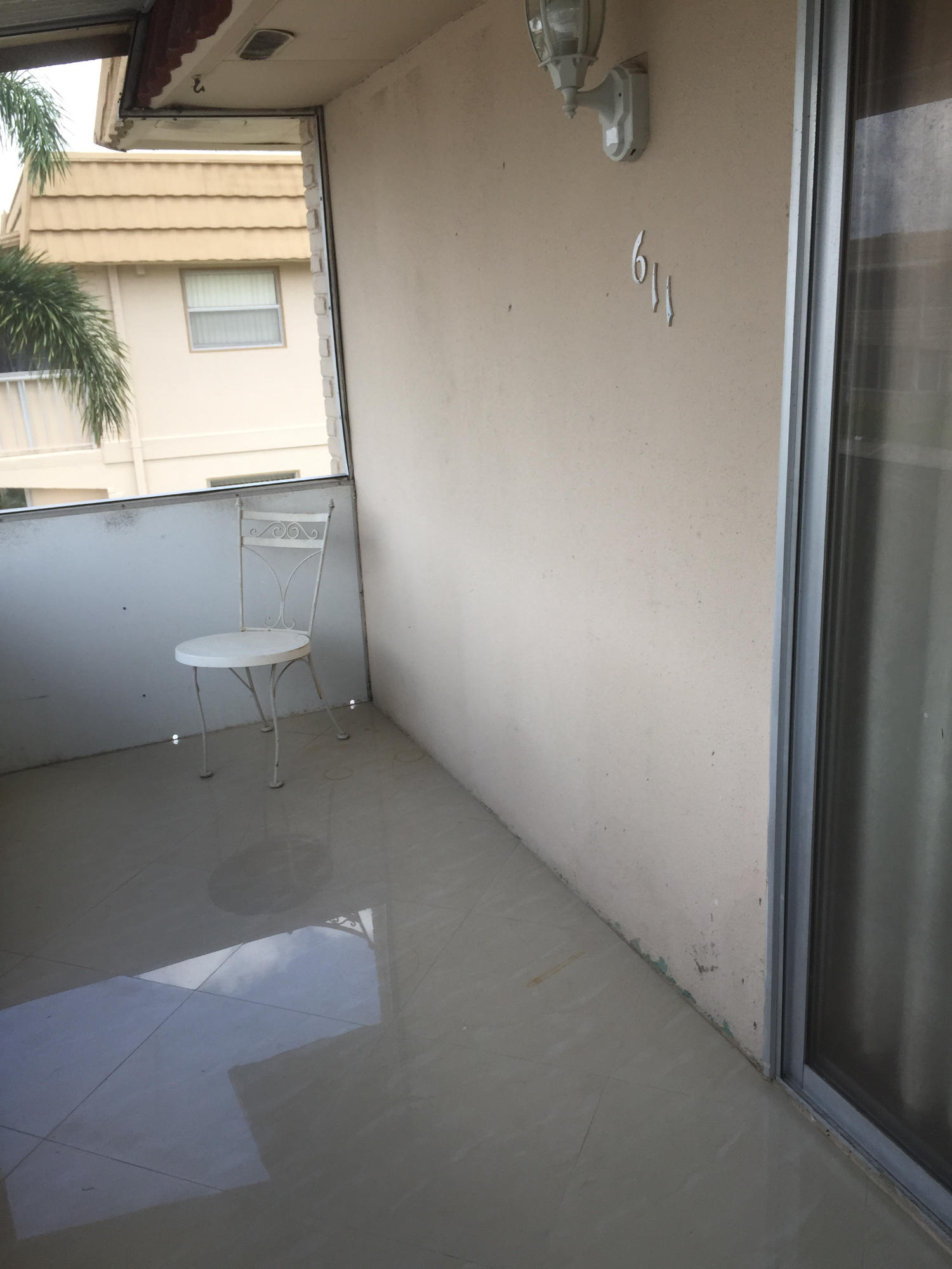 611 Monaco Way, Unit 611 Delray Beach, FL 33446 - Photo 24 of 25 Screened Terrace